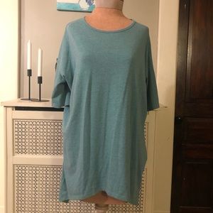 Lularoe Irma green tunic